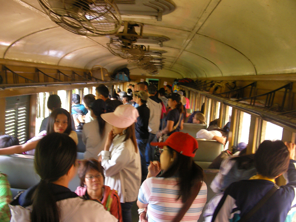 Train to Samut Sakhon