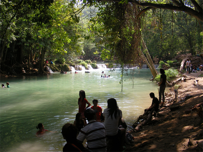 Swimmers at Saraburi-pools