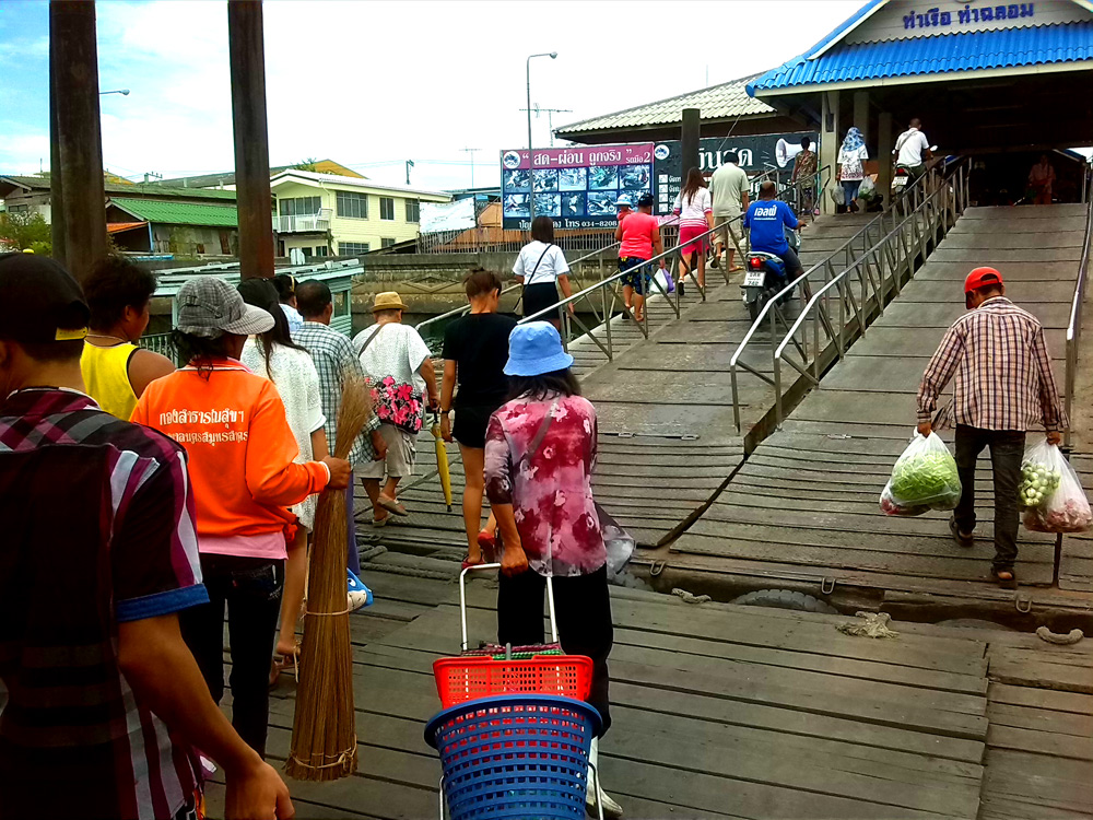 Departing the ferry after crossing the Tha Chin River at Samut Sakhon