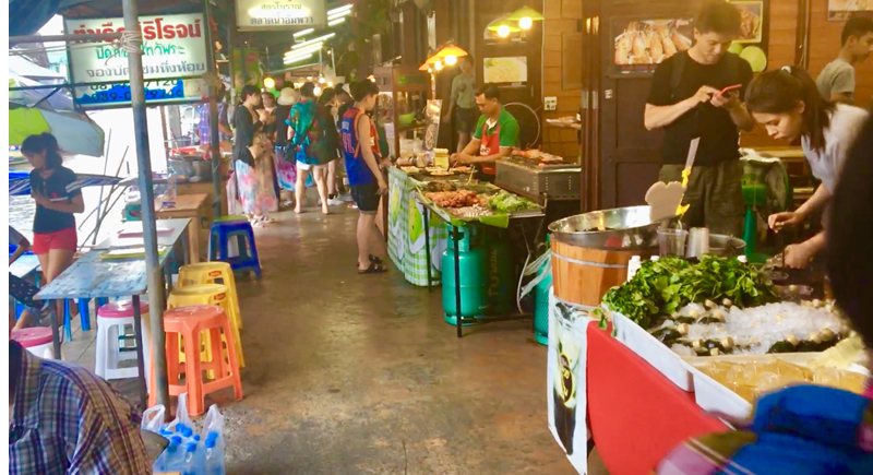 Amphawa Floating Market